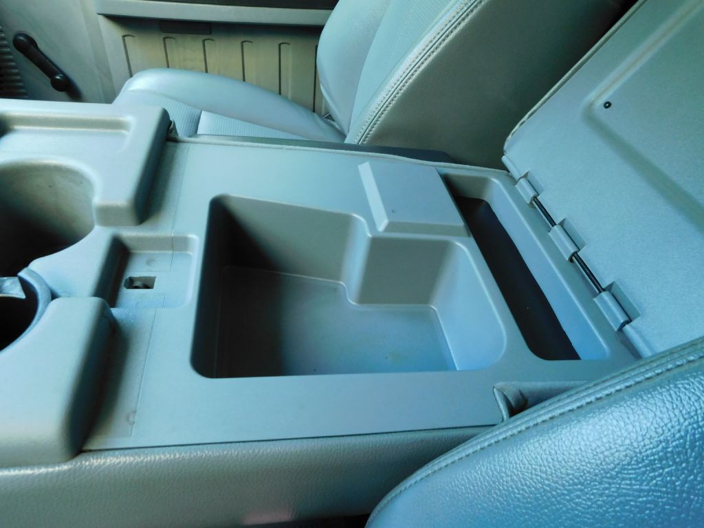 2015 Ford F-250 Image 16