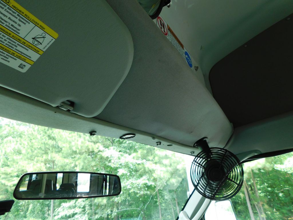2014 Ford Econoline Image 18