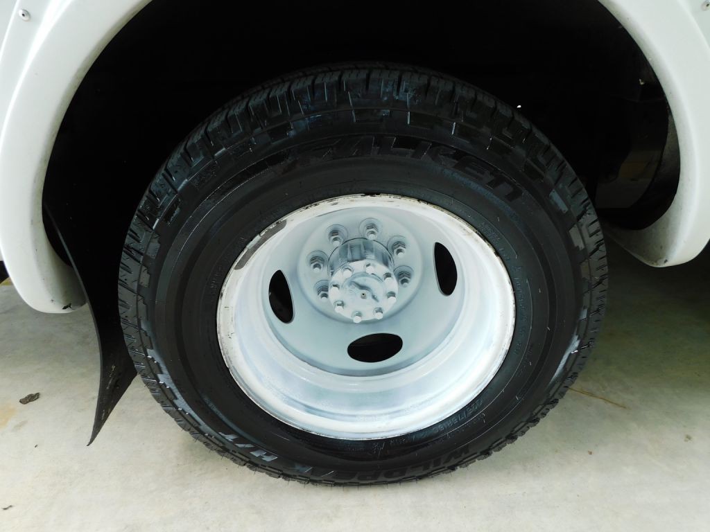 2014 Ford Econoline Image 37