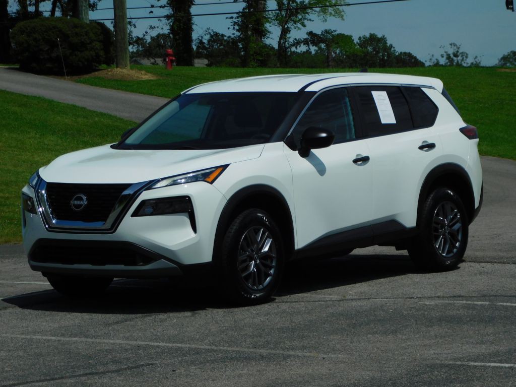 2023 Nissan Rogue Image 2