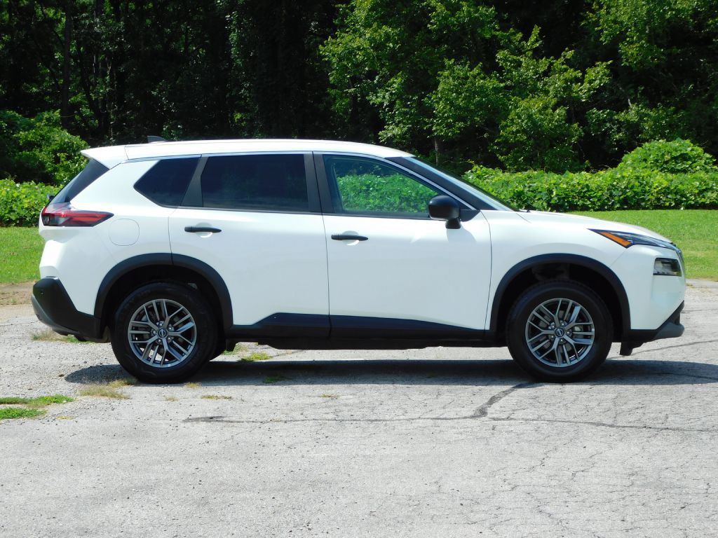 2023 Nissan Rogue Image 3