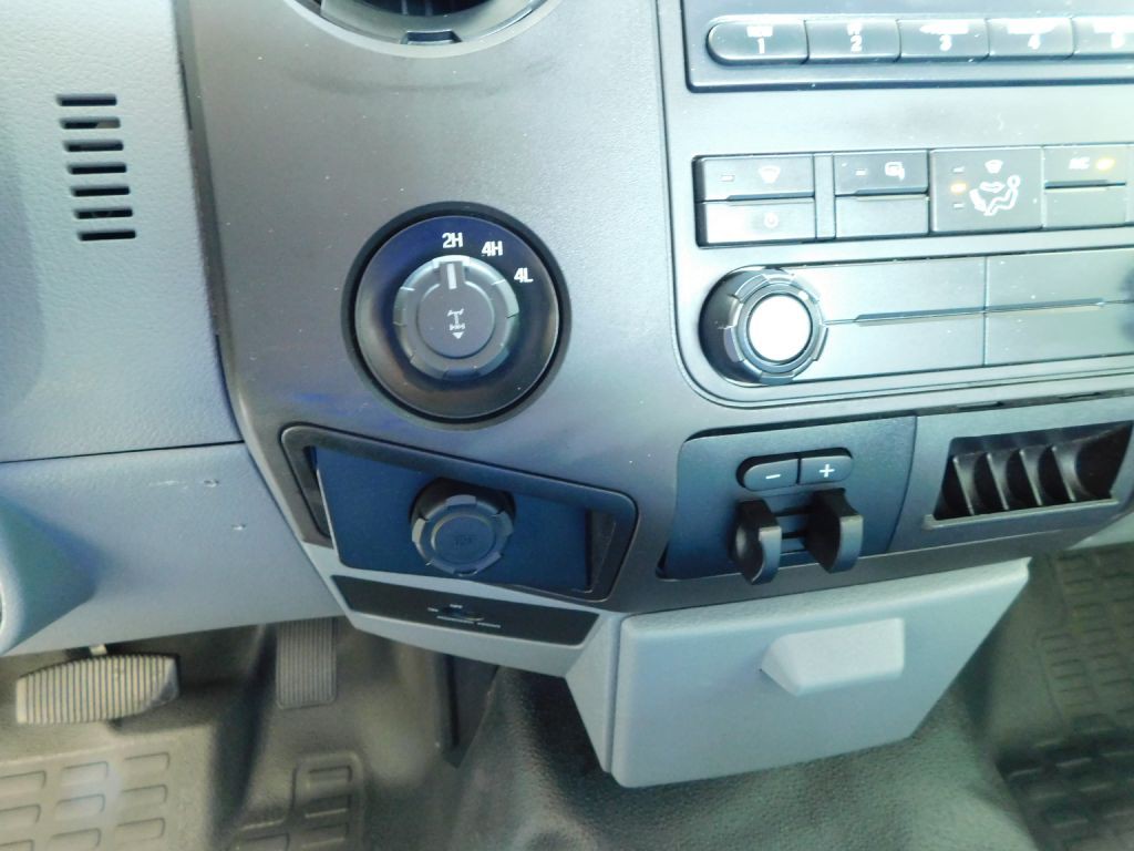 2016 Ford F-250 Image 12