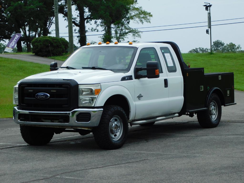 2013 Ford F-250 Image 2