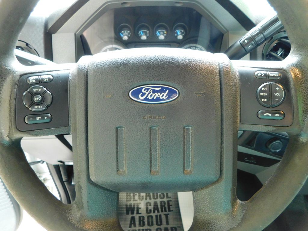 2013 Ford F-250 Image 9