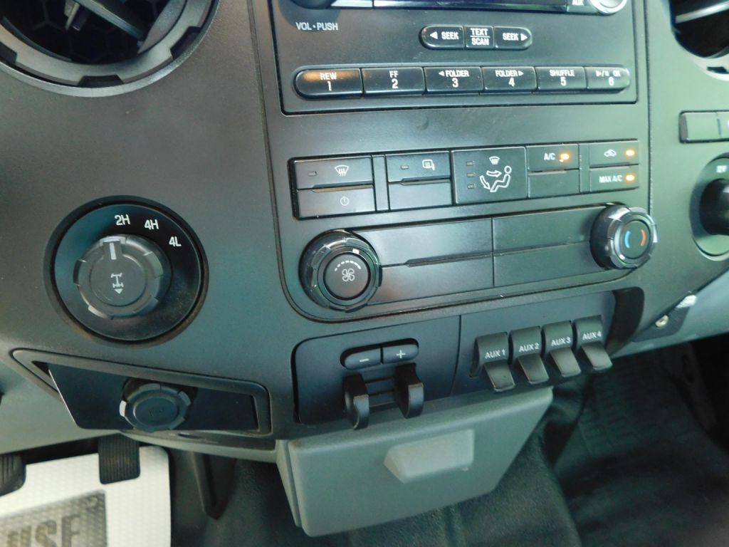 2013 Ford F-250 Image 12