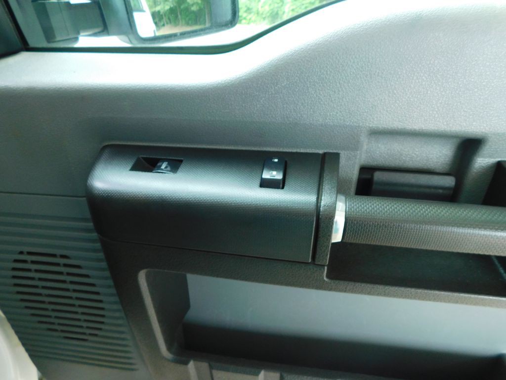 2013 Ford F-250 Image 24