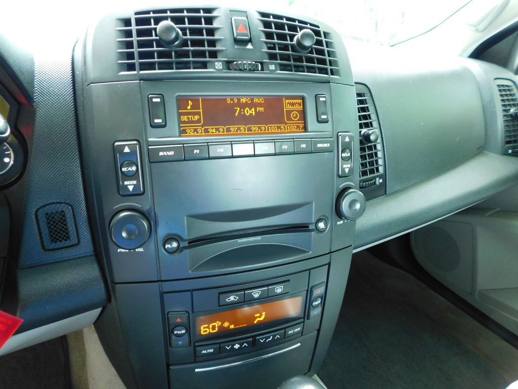 2005 Cadillac CTS Image 13
