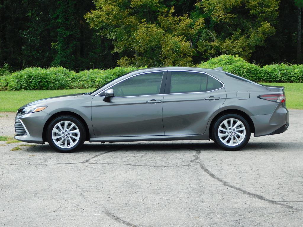 2021 Toyota Camry Image 4