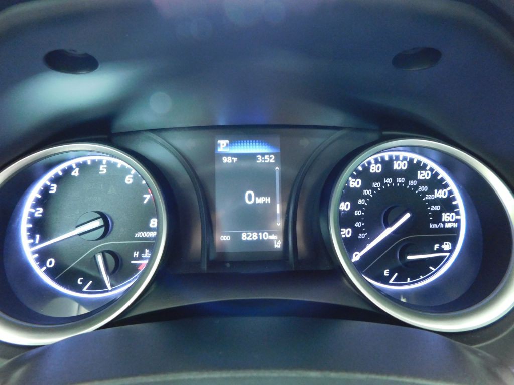 2021 Toyota Camry Image 10