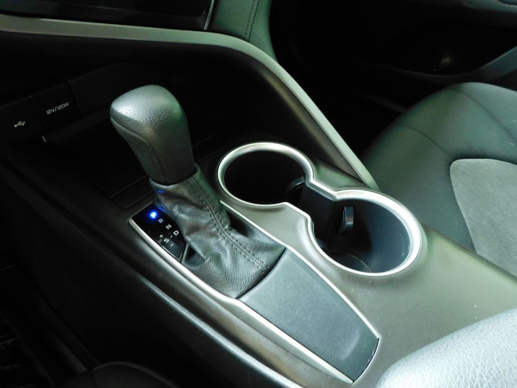 2021 Toyota Camry Image 16