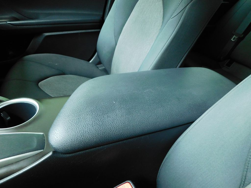 2021 Toyota Camry Image 17