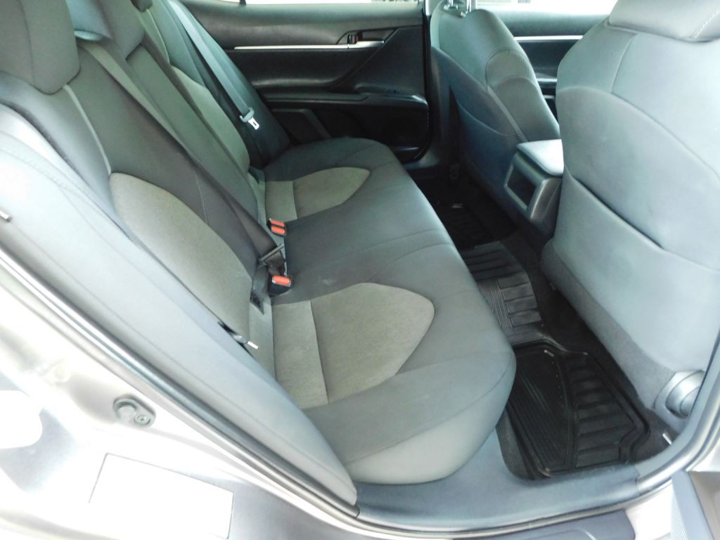 2021 Toyota Camry Image 26