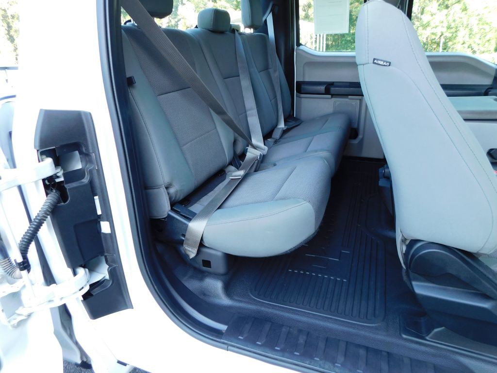 2017 Ford F-350 Image 25
