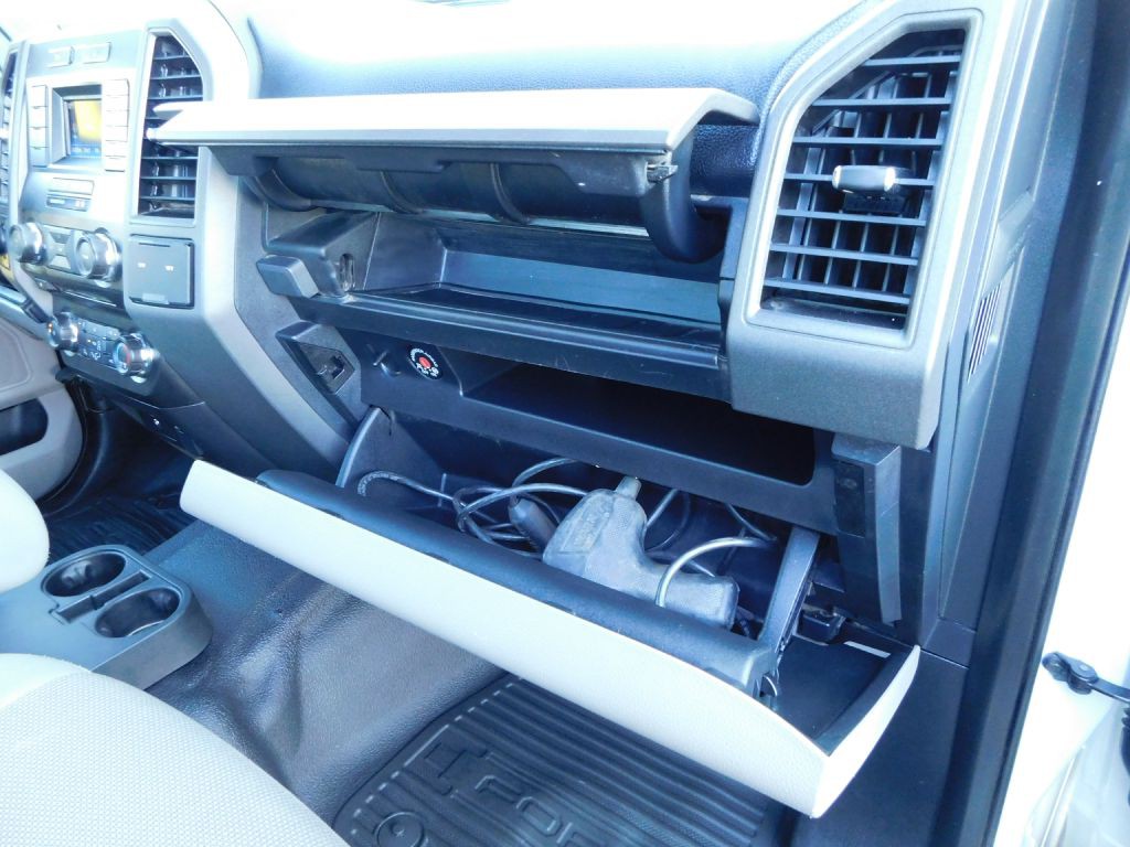 2017 Ford F-350 Image 30
