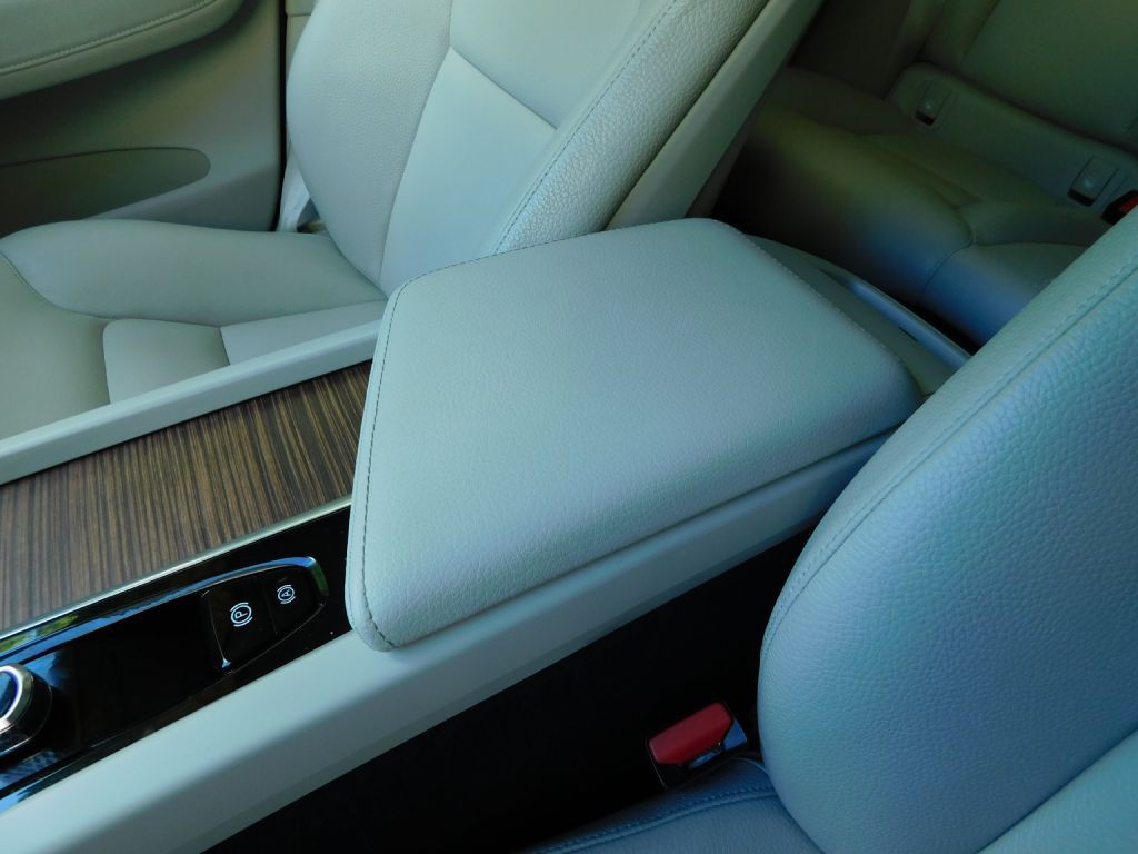 2022 Volvo XC60 Image 20