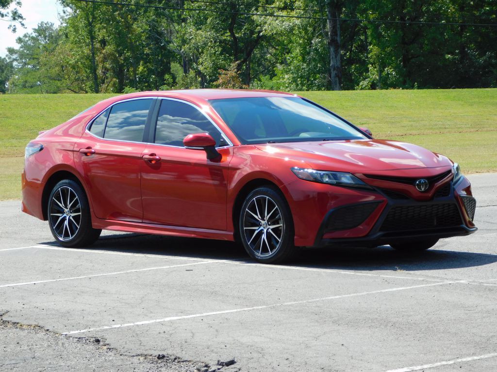 2023 Toyota Camry Image 1