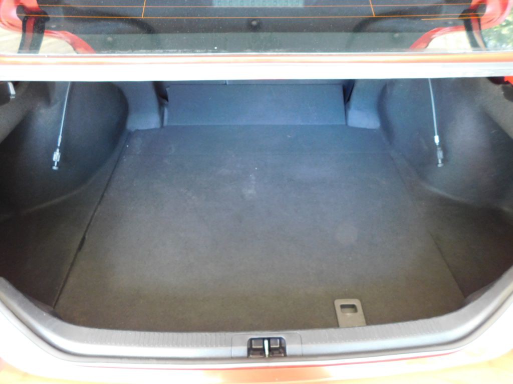 2023 Toyota Camry Image 24