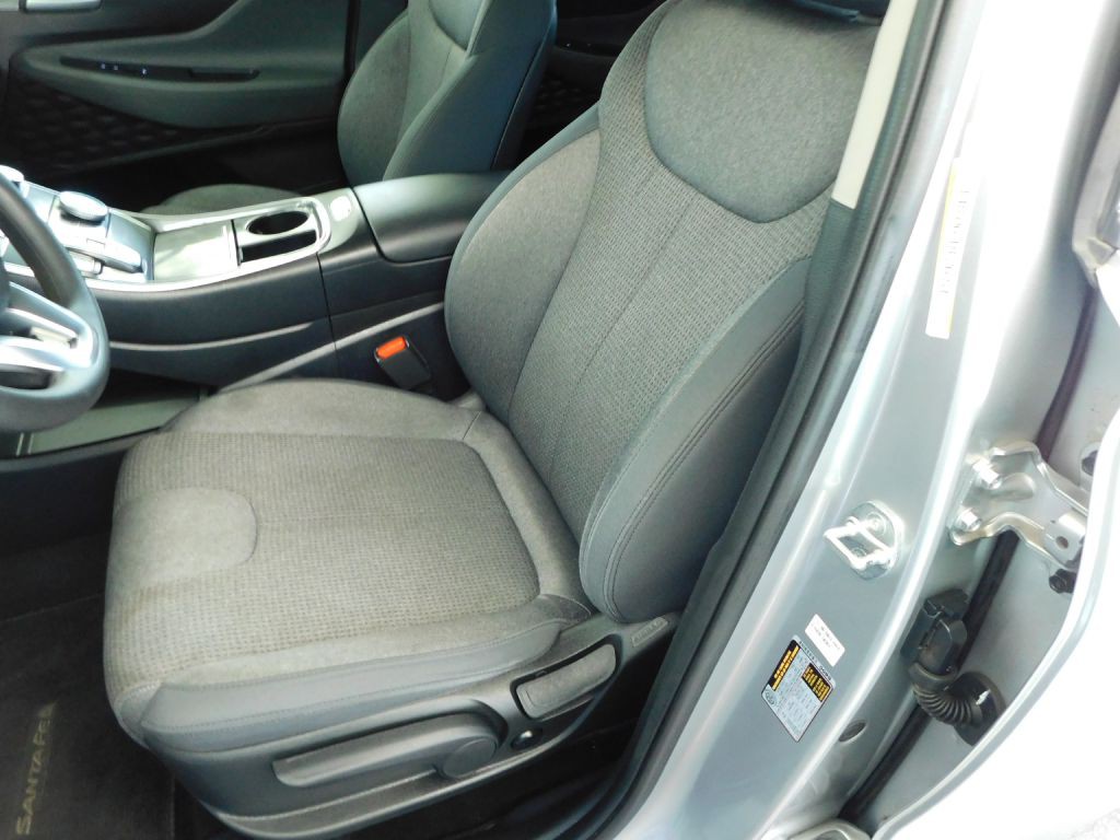 2023 Hyundai Santa Fe Image 9