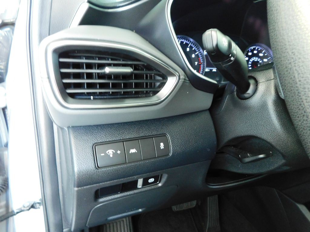 2023 Hyundai Santa Fe Image 12