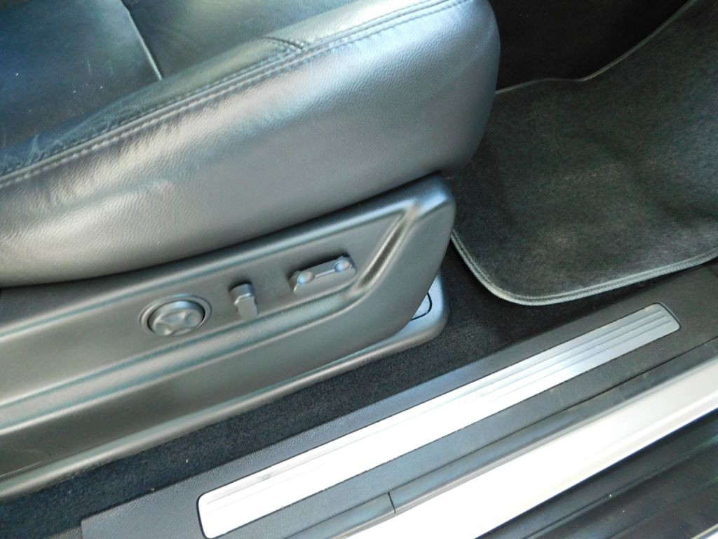 2008 Chevrolet Avalanche Image 34