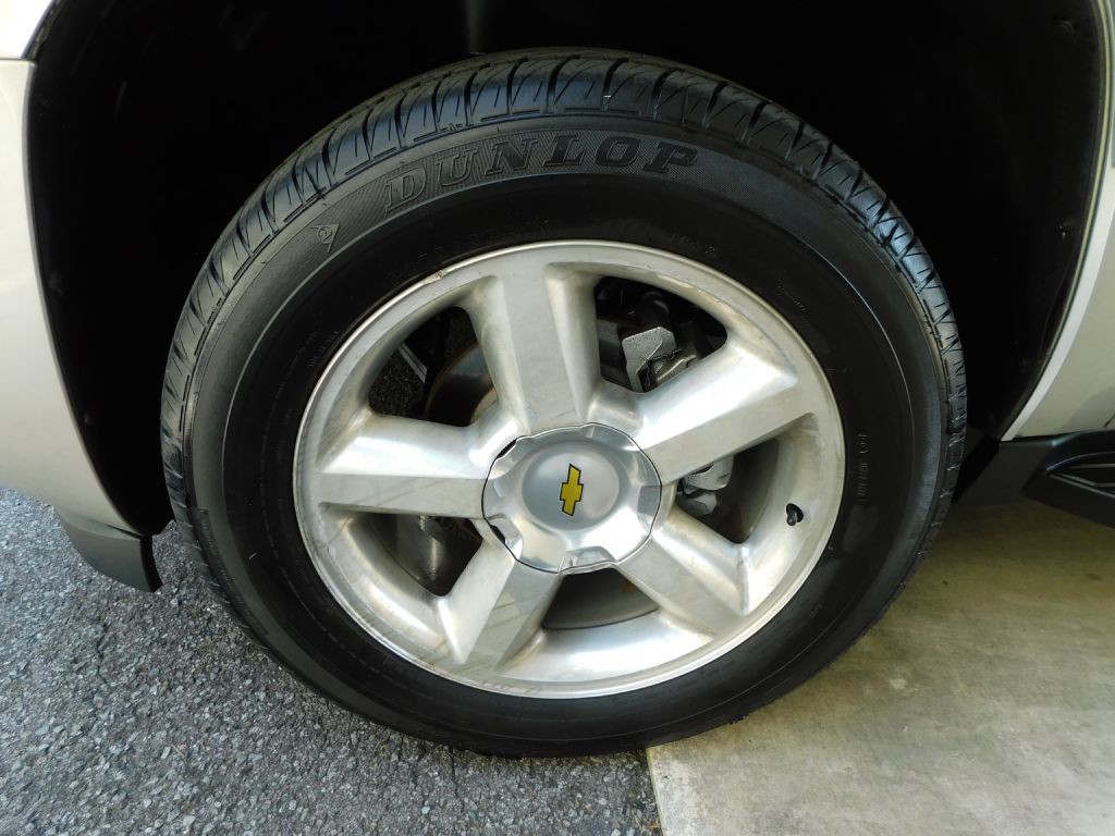 2008 Chevrolet Avalanche Image 38