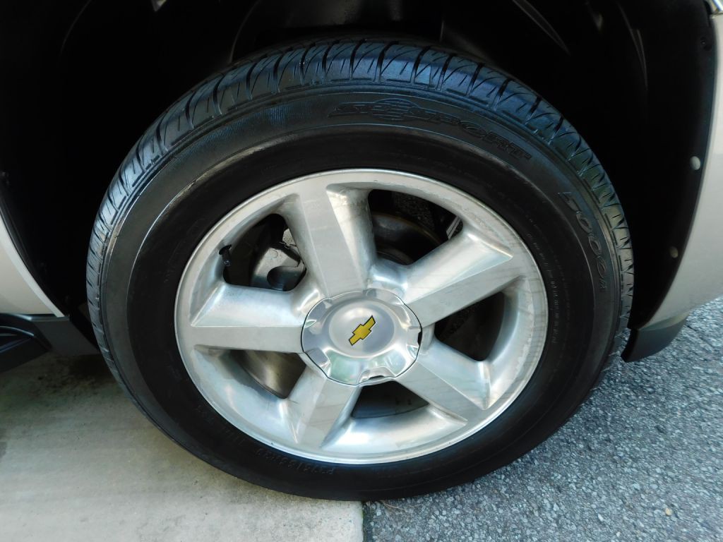 2008 Chevrolet Avalanche Image 41