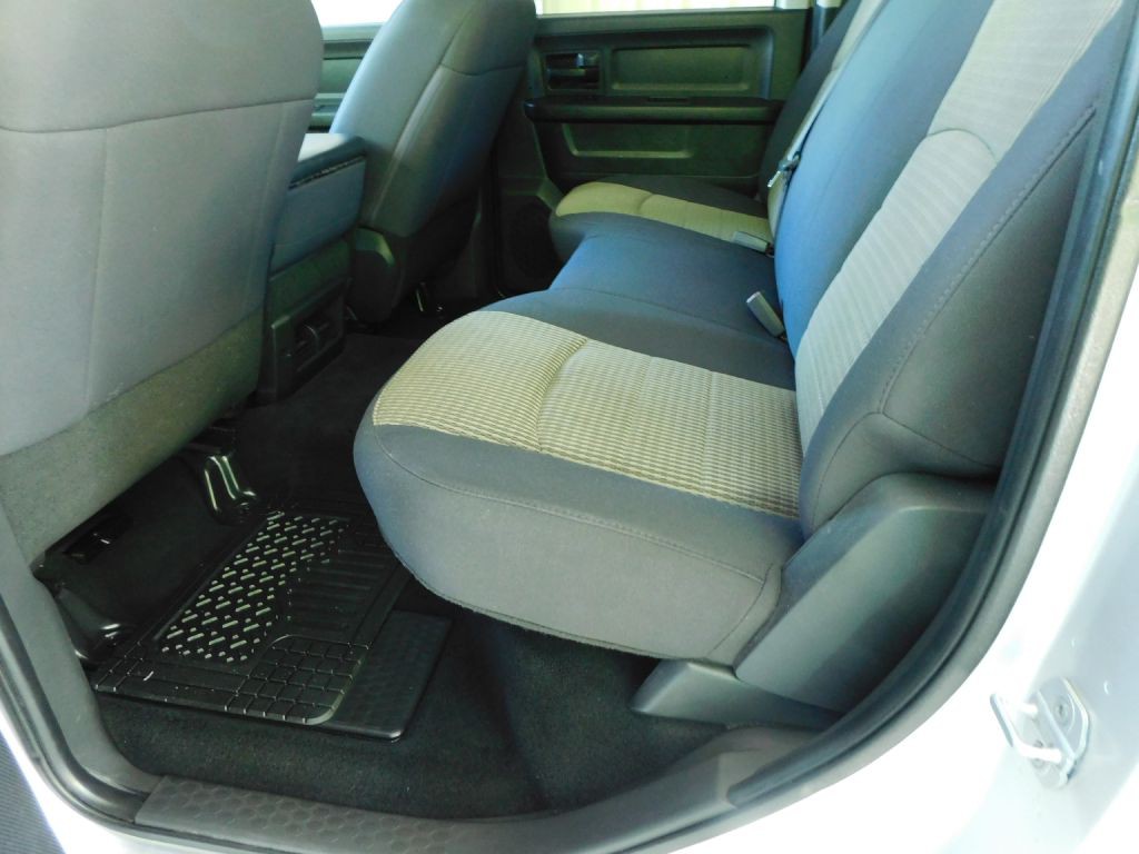 2012 Dodge Ram 2500 Image 21