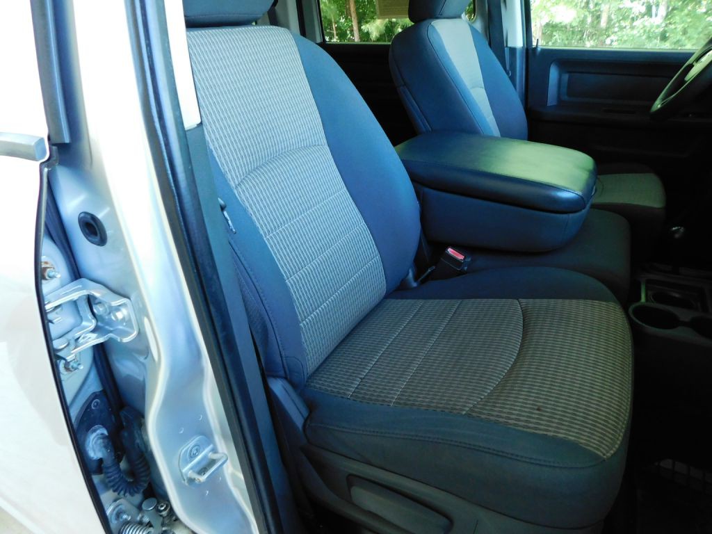 2012 Dodge Ram 2500 Image 29