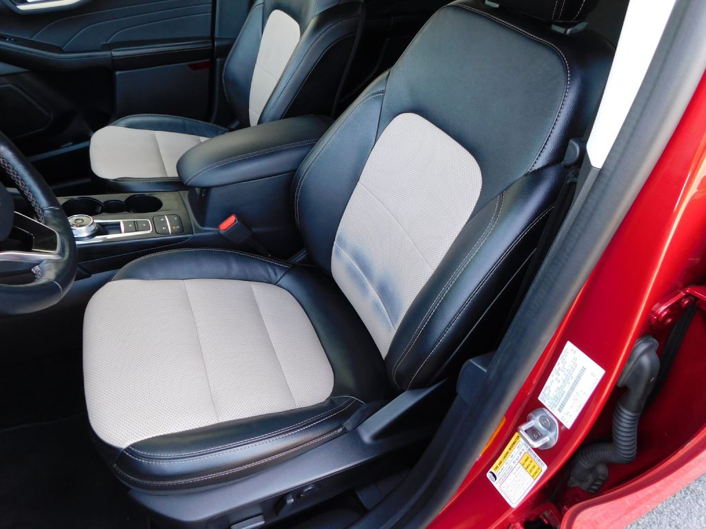 2022 Ford Escape Image 9