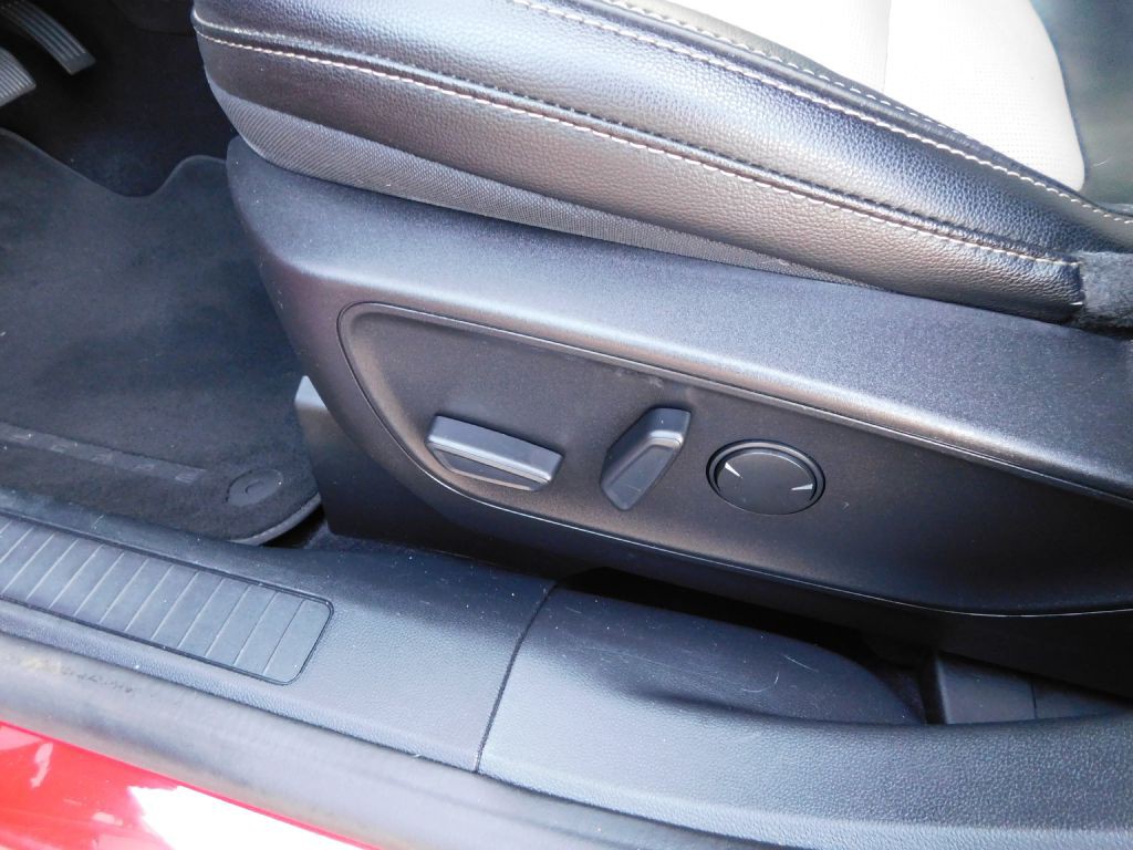 2022 Ford Escape Image 10