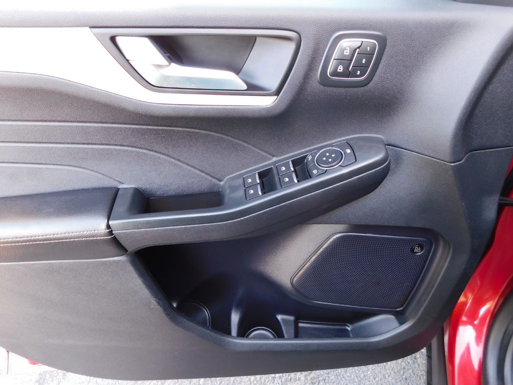 2022 Ford Escape Image 23