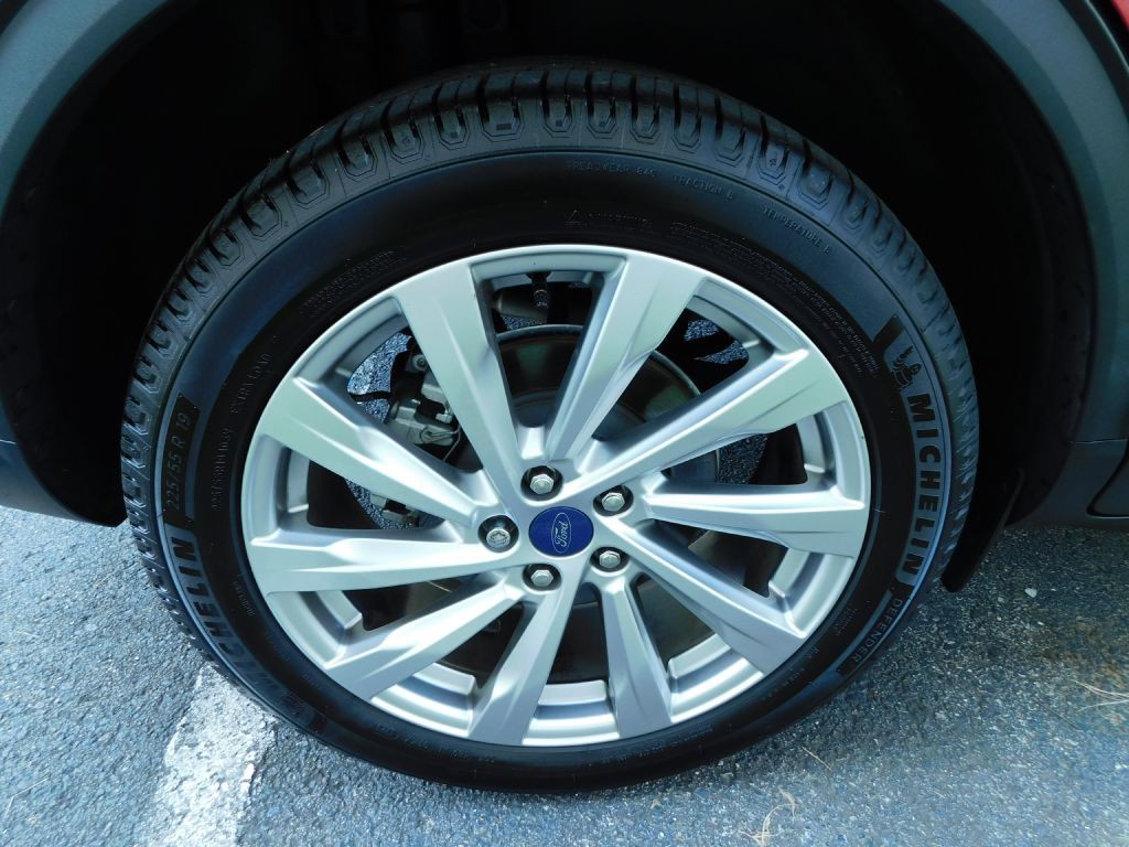 2022 Ford Escape Image 39