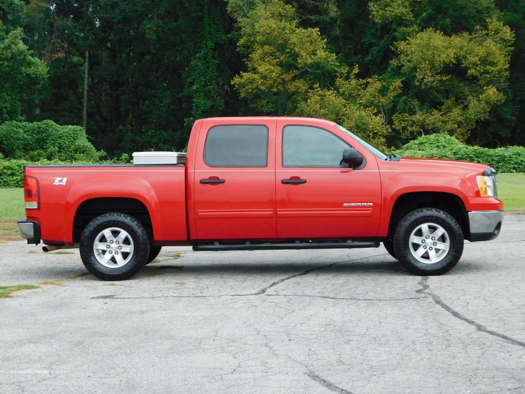 2011 GMC Sierra Image 3