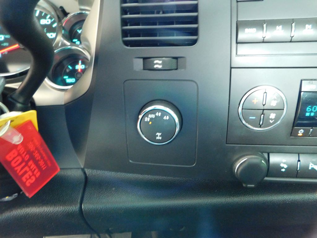 2011 GMC Sierra Image 14