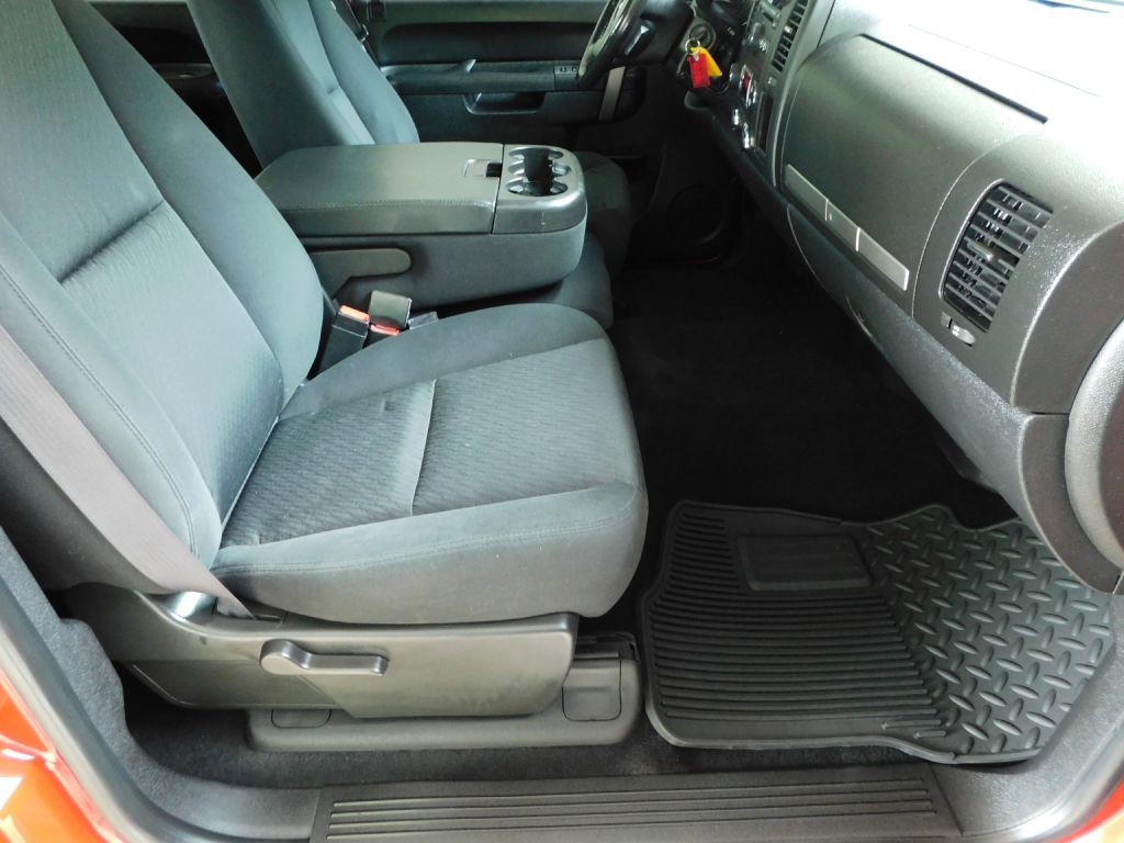 2011 GMC Sierra Image 27