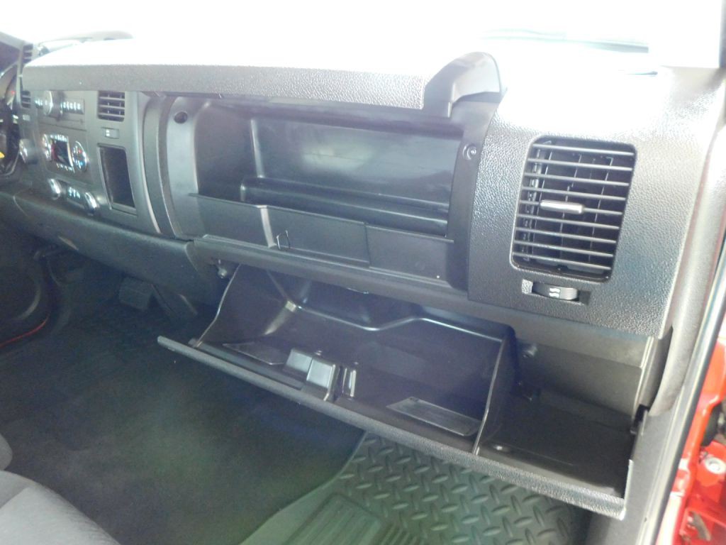 2011 GMC Sierra Image 29