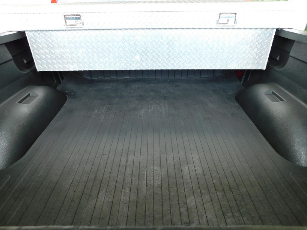 2011 GMC Sierra Image 38