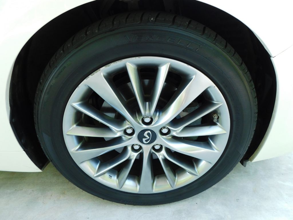2019 INFINITI Q50 Image 36