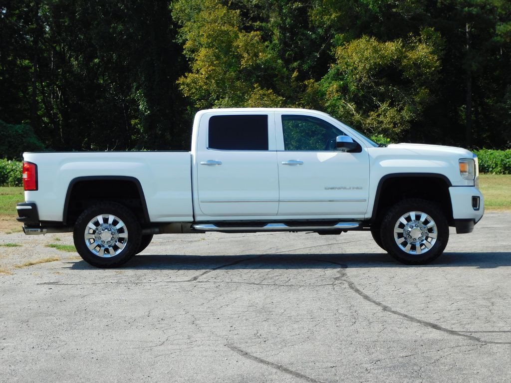 2015 GMC Sierra Image 3