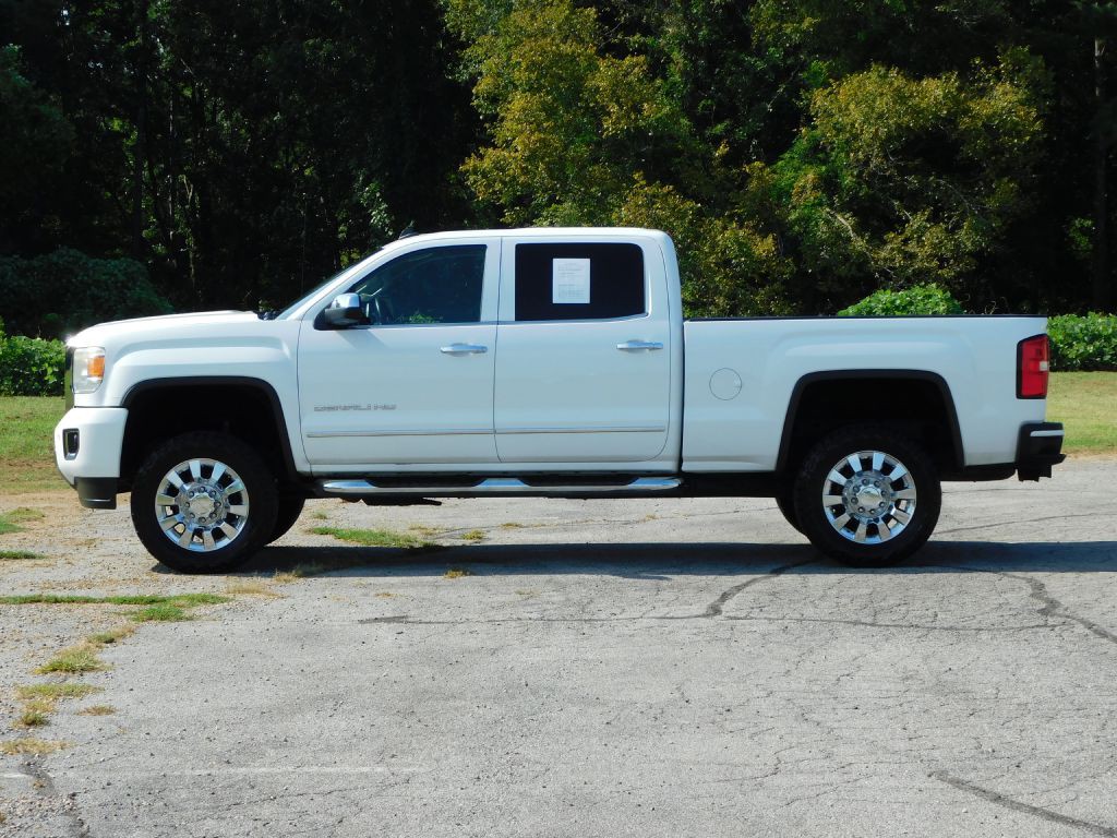 2015 GMC Sierra Image 4