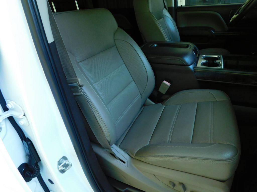2015 GMC Sierra Image 30