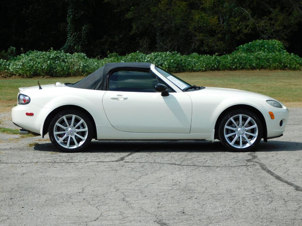 2006 Mazda MX-5 Miata Image 3