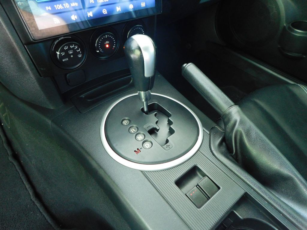 2006 Mazda MX-5 Miata Image 13