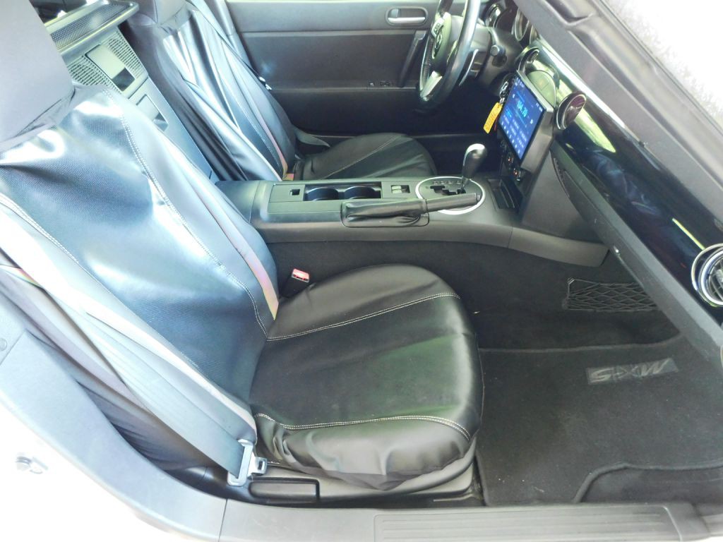 2006 Mazda MX-5 Miata Image 19
