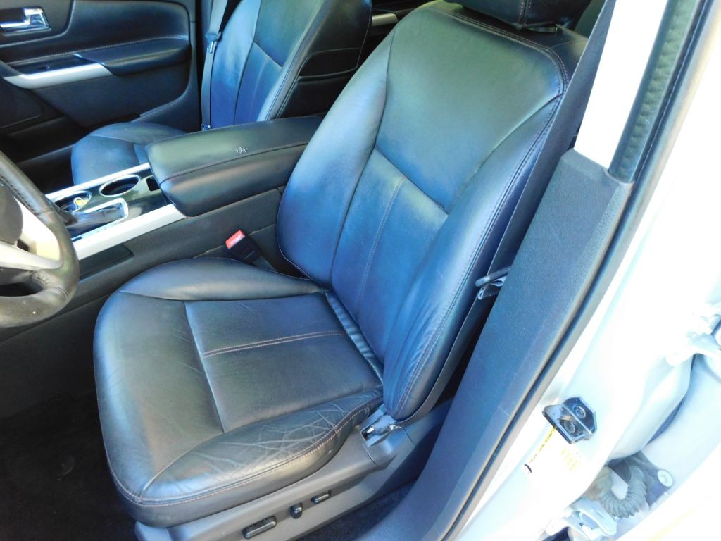 2014 Ford Edge Image 8