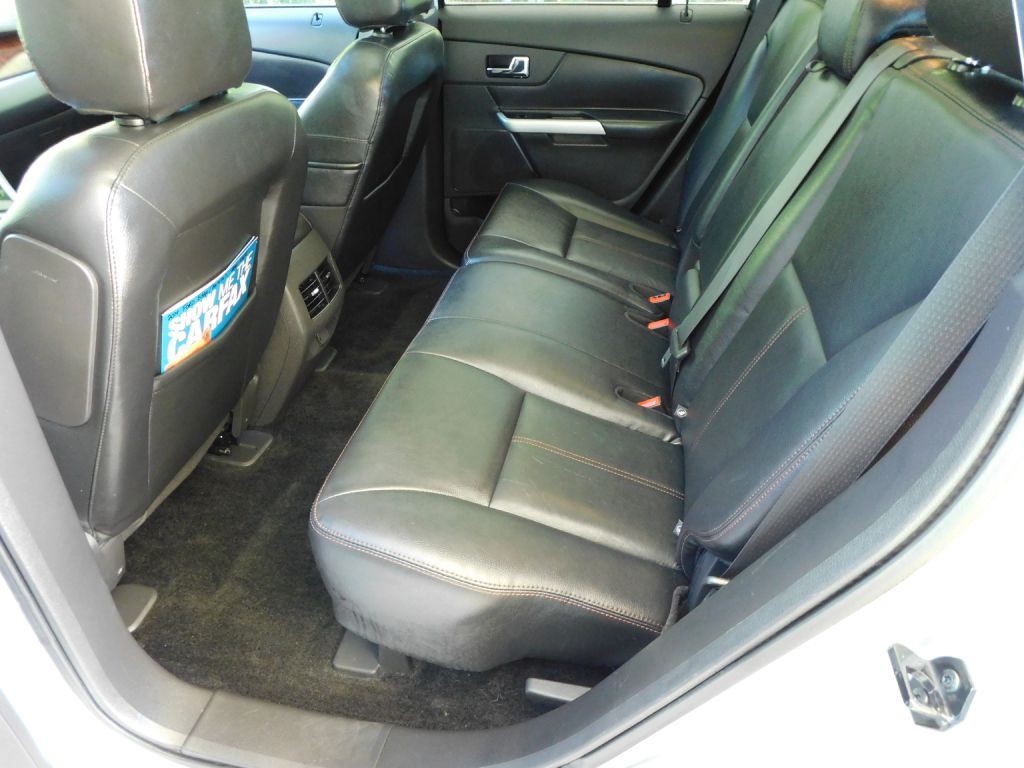 2014 Ford Edge Image 22