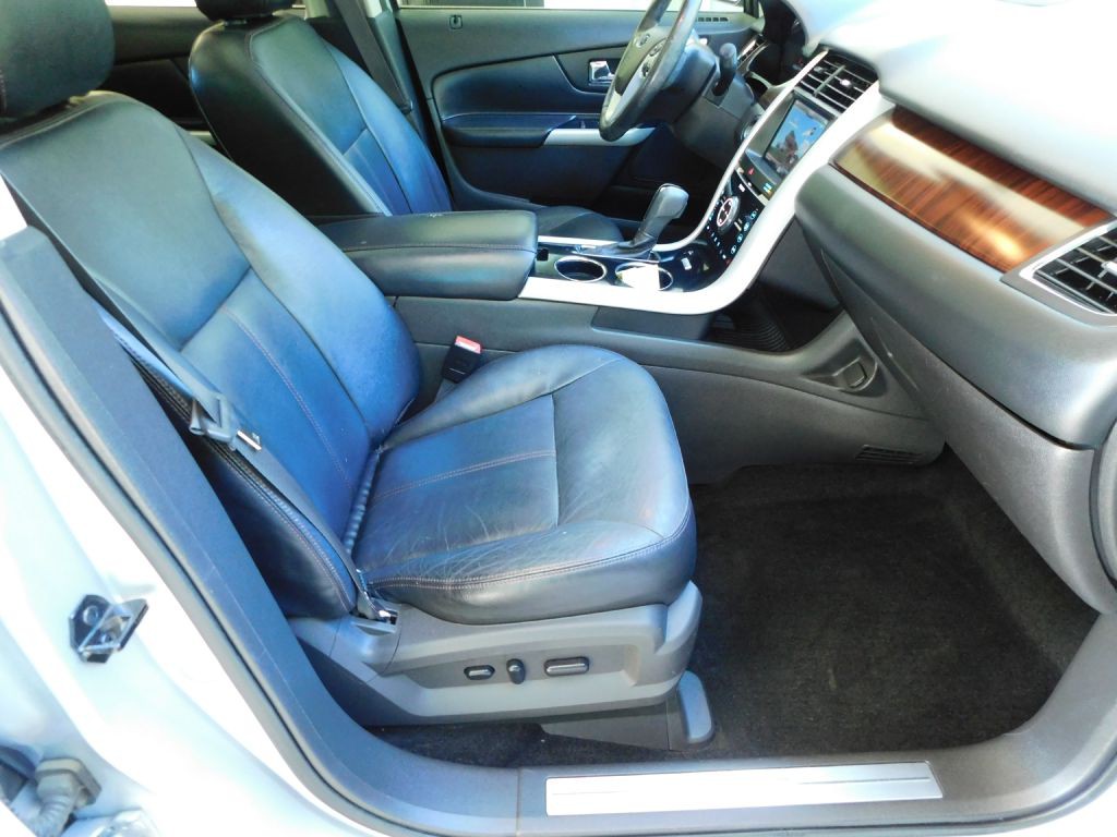 2014 Ford Edge Image 29