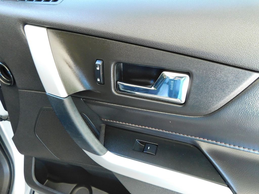2014 Ford Edge Image 32