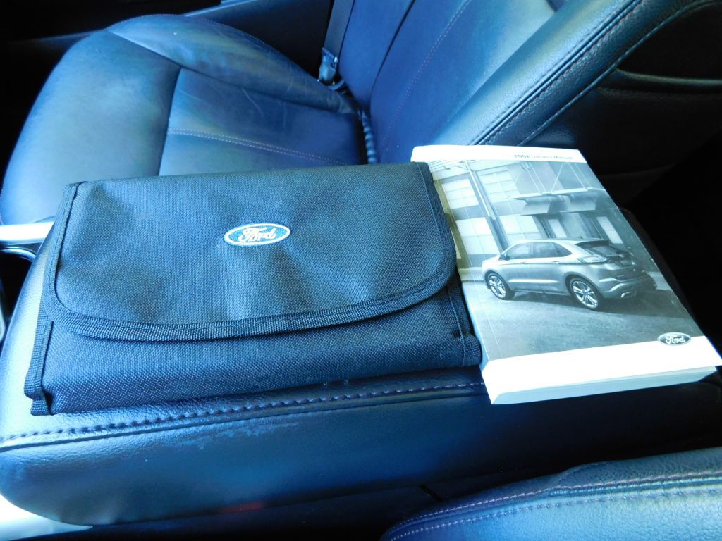 2014 Ford Edge Image 40