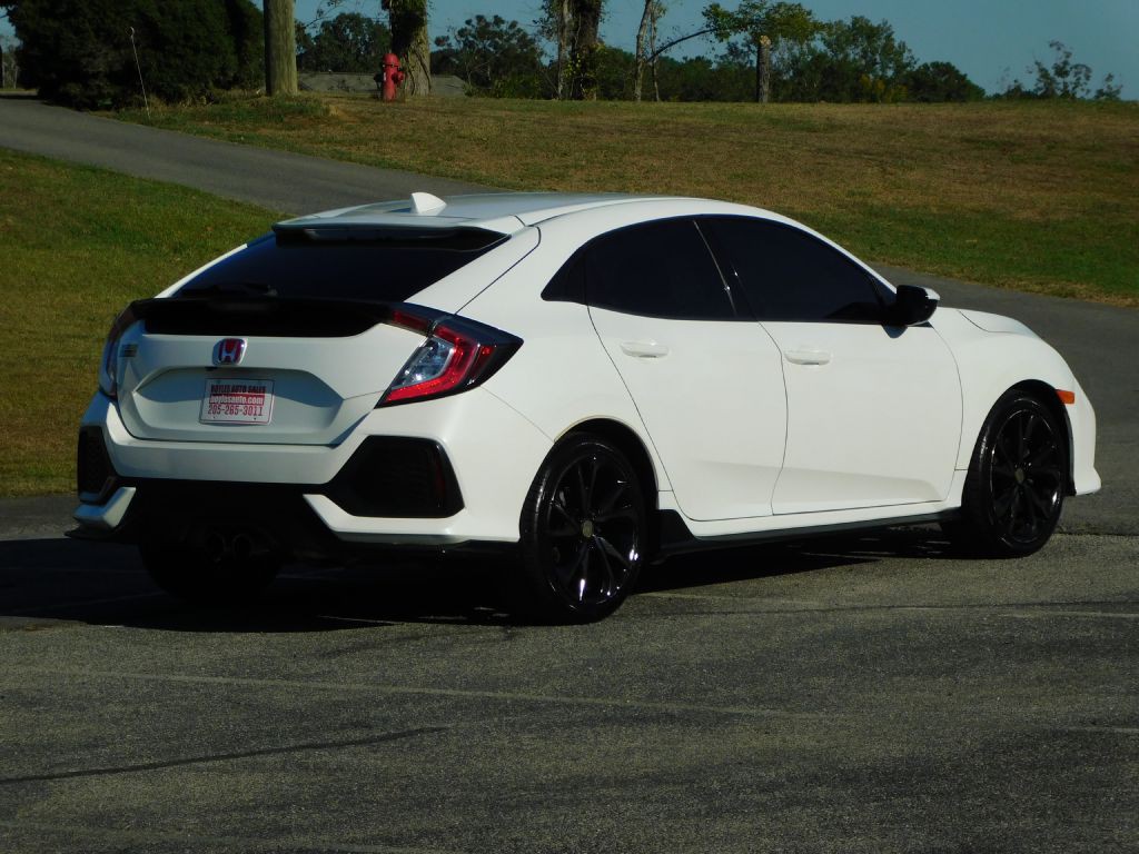 2017 Honda Civic Image 6